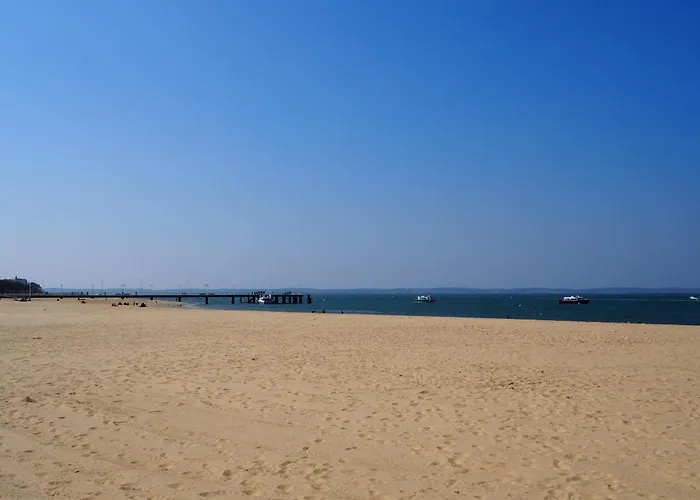 En Bord De Avec Accès Direct à La Et Parking Sécurisé - Fr-1-474-288 *